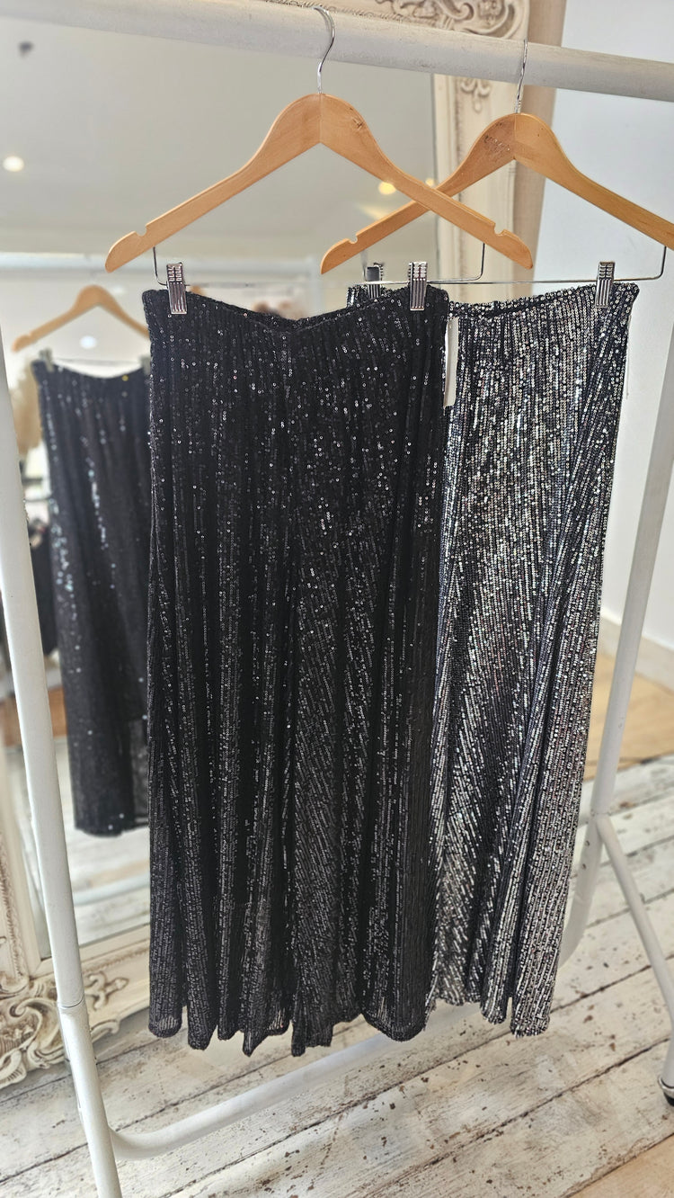 Gloria elasticated waist sequin trousers in black