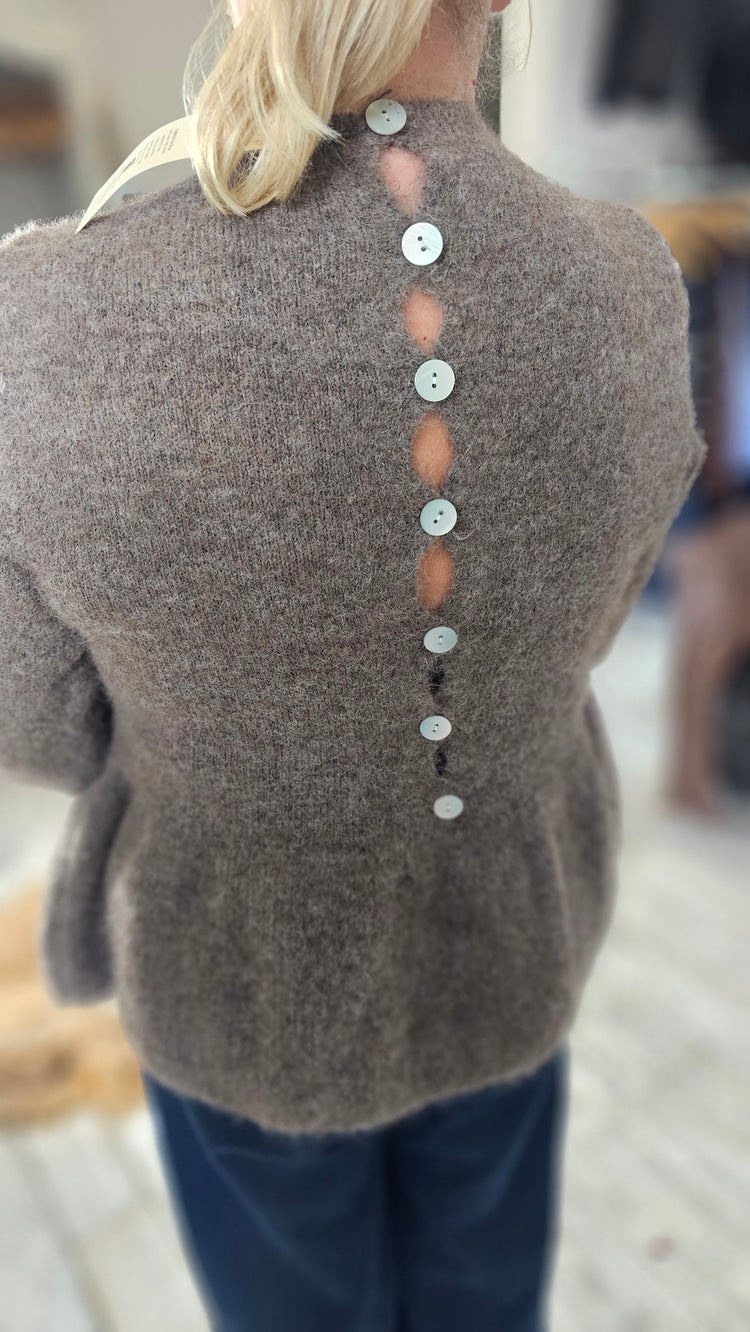 ESTER FRILL HEM KNIT JUMPER IN MOCHA