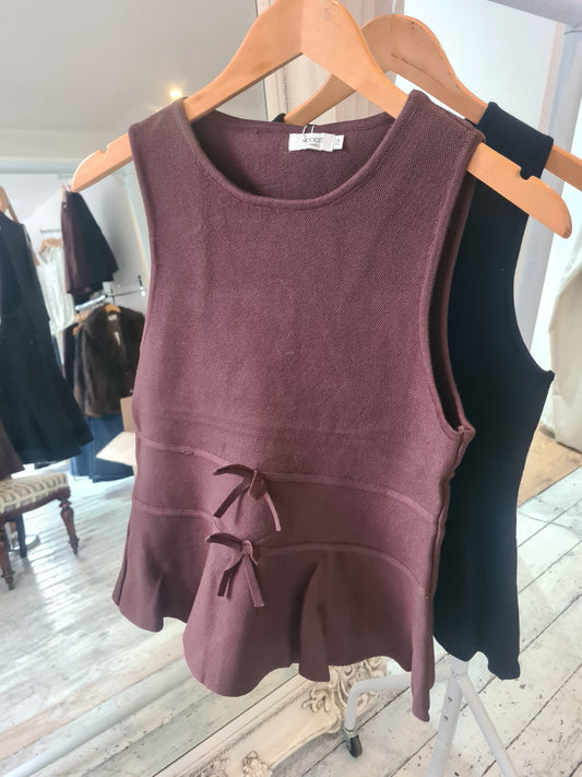 Livvy bow detail knitted peplum top in chocolate