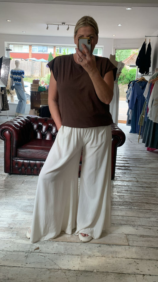 Faith Cap Sleeve Top in Chocolate