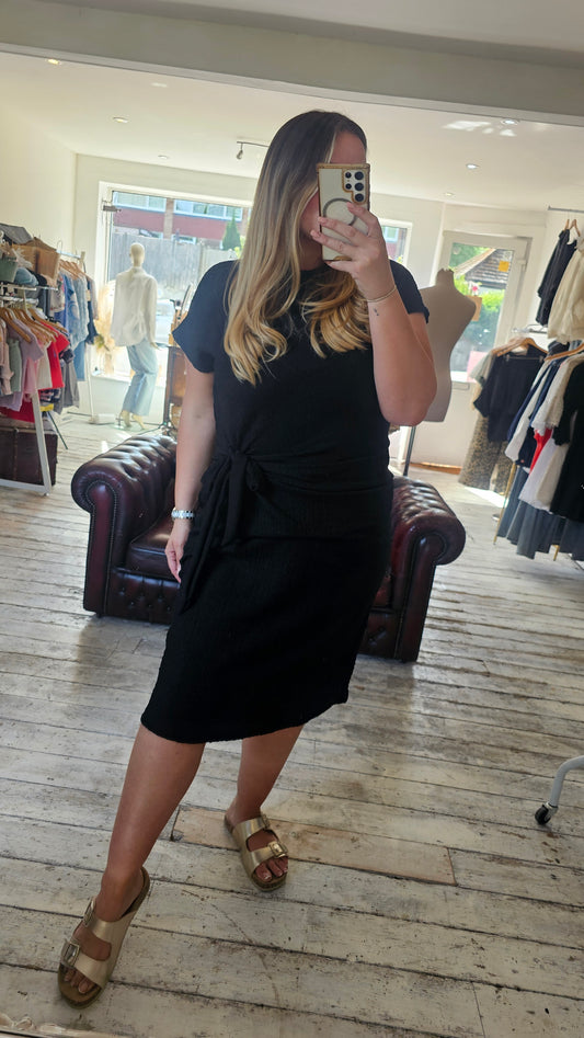Khloe tie front midi dress in black