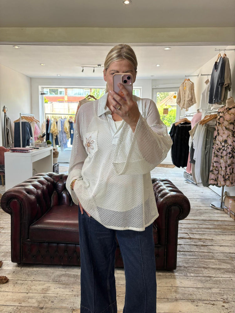 COLLAR MESH TOP WITH FLORAL SEQUIN POCKET